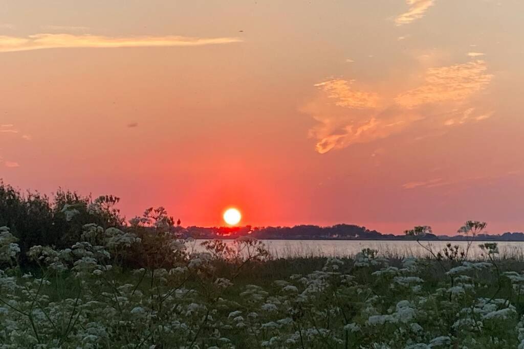 Tsjûke en March, Gezellig vakantie verblijf. Echten  Extérieur photo